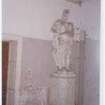 8.	La statua di San Defendente sul suo piedistallo originale.